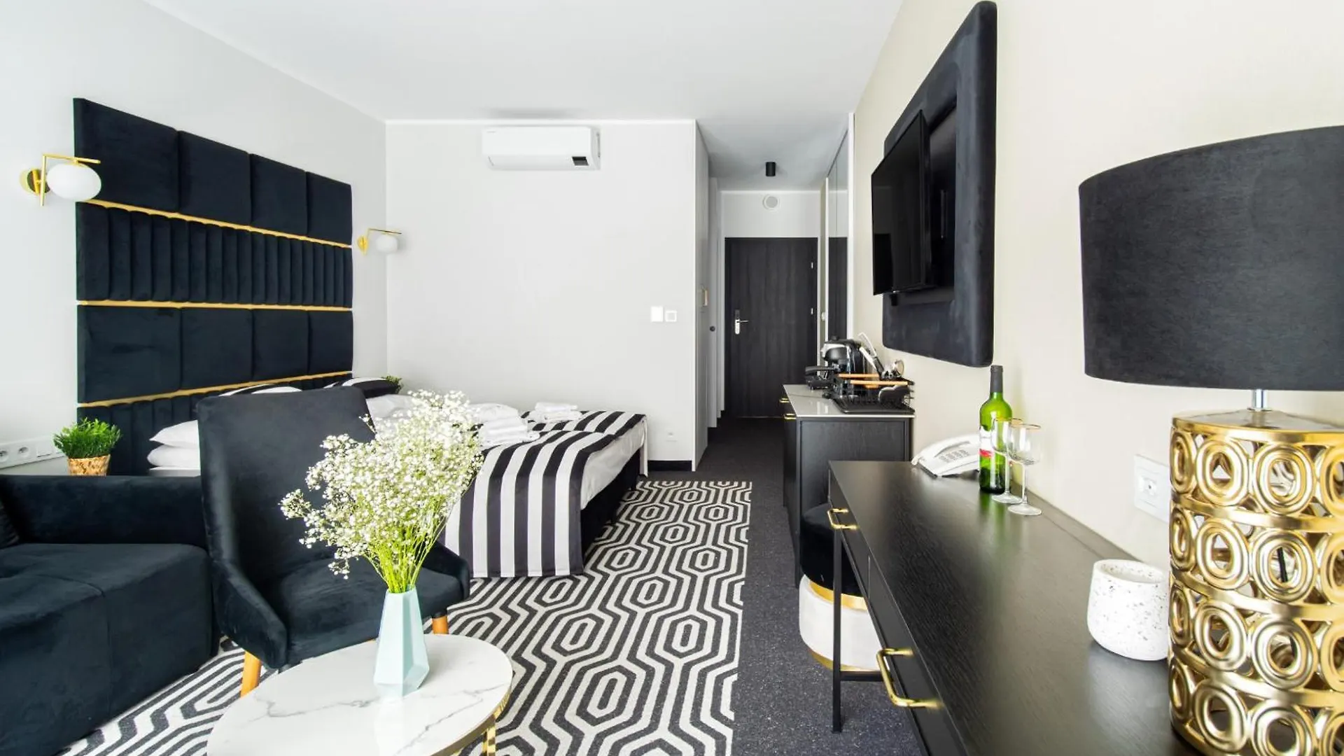 Apartament Black Magic Z Klimatyzacja - Solny Resort A002 Kolobrzeg 0*,  Poland